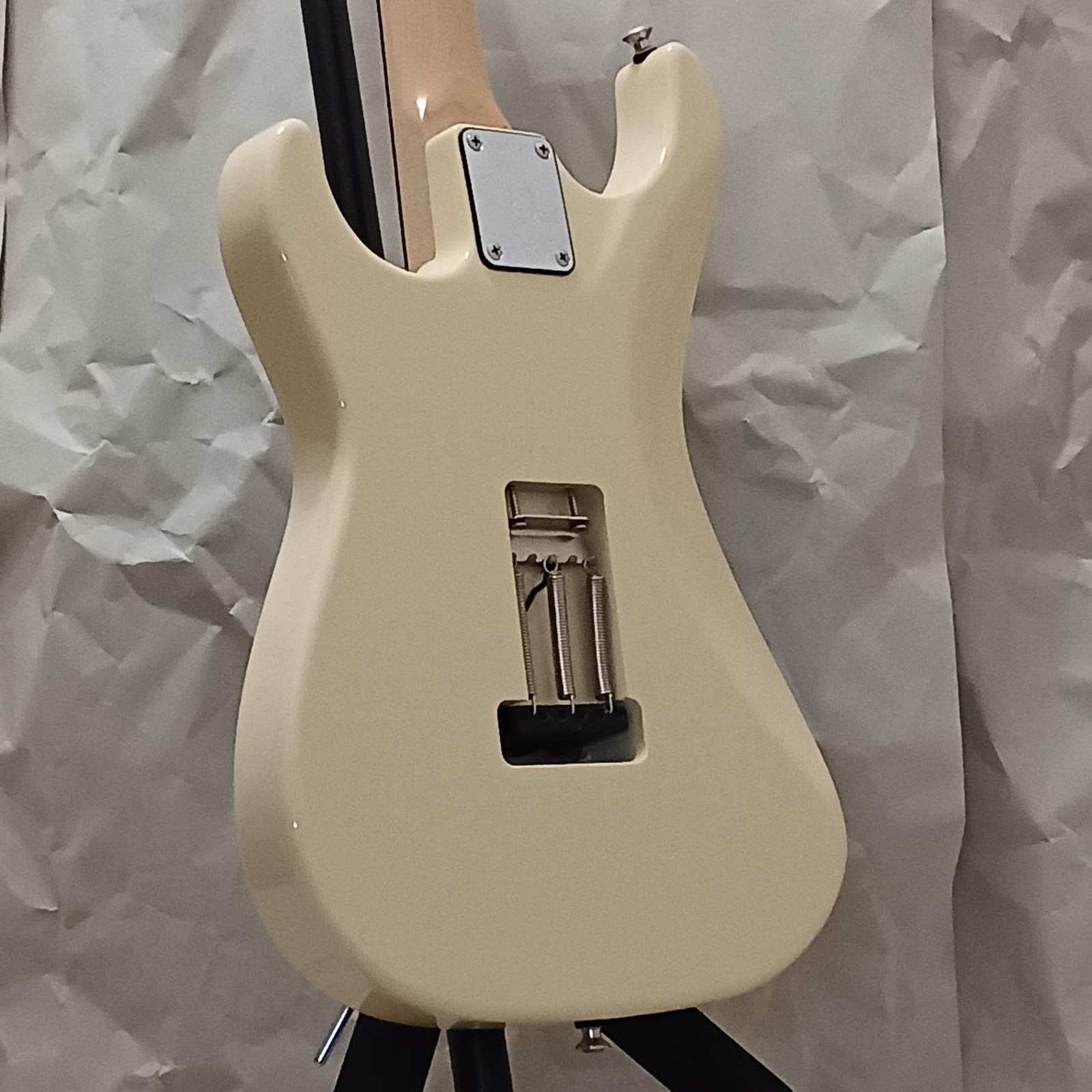 CREWS MANIAC SOUND Bottom’s Up Used Ash body Rosewood fingerboard w/Hard case