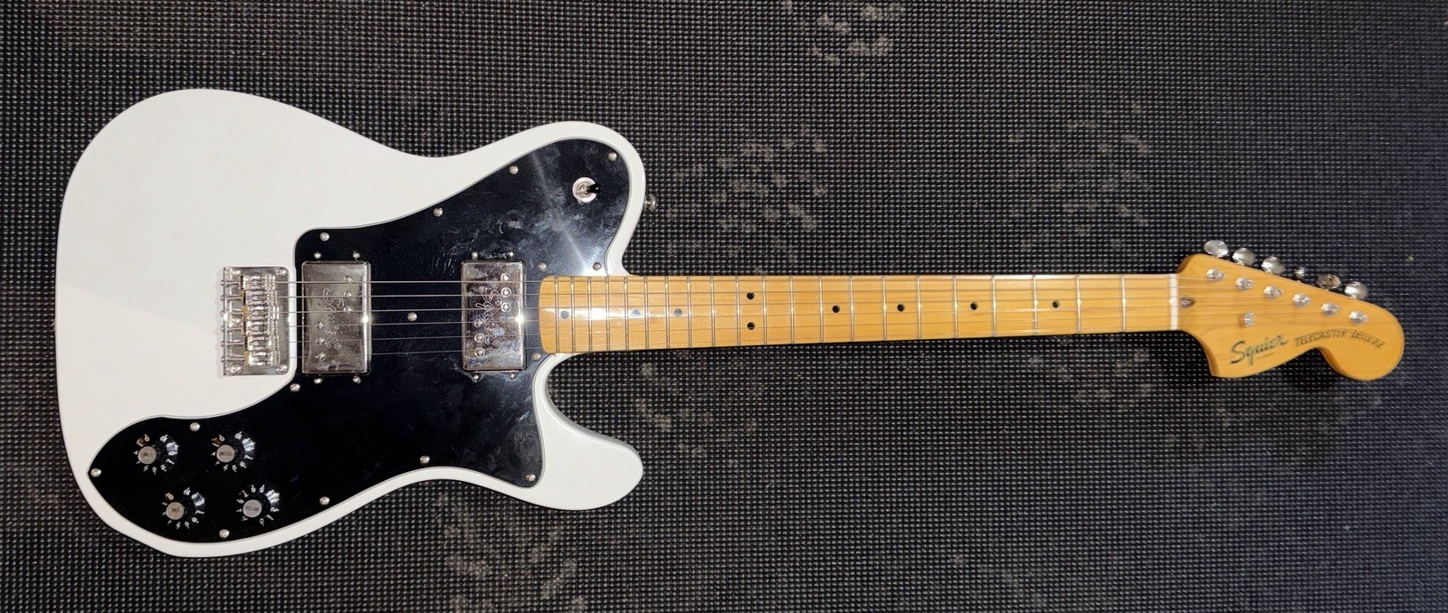 Squier Classic Vibe ’70s Telecaster Deluxe – Olympic White