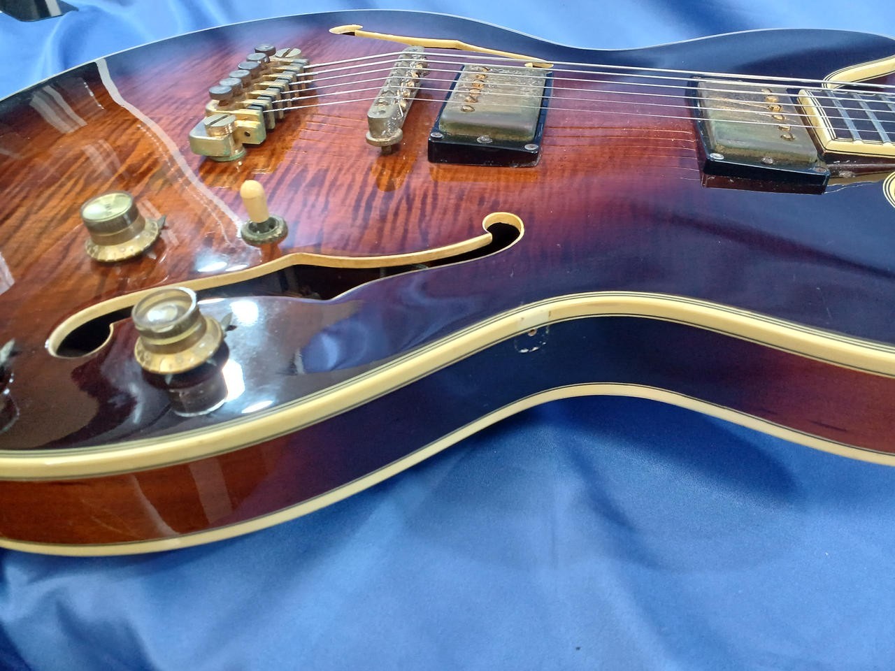 [Epiphone] Sheraton Sunburst Made in Japan 1983 Semi Hollow Electric Guitar MOD