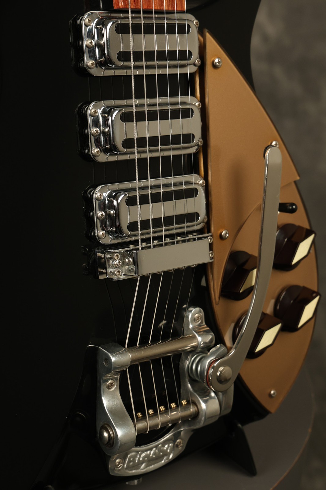1995 Rickenbacker 325V59 Jetglo