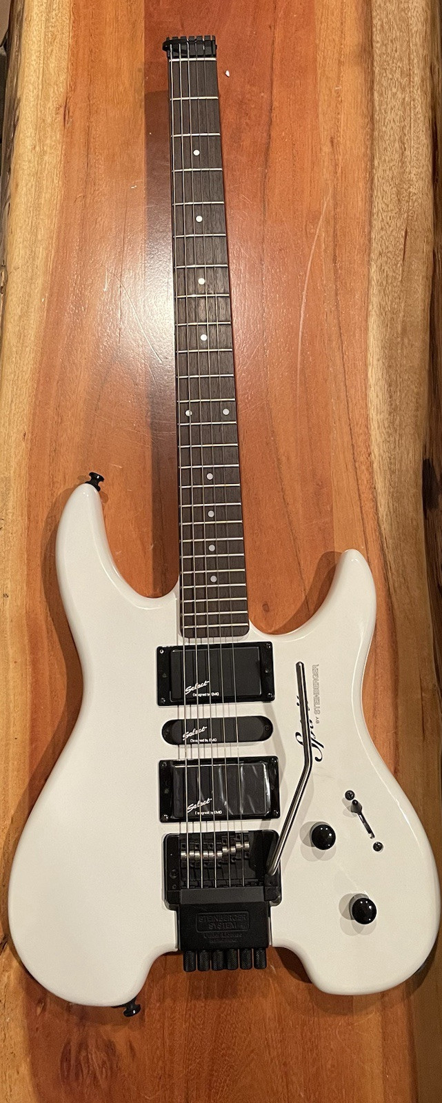 Electric Guitar Spirit By Steinberger GU-Deluxe White Made in 1991