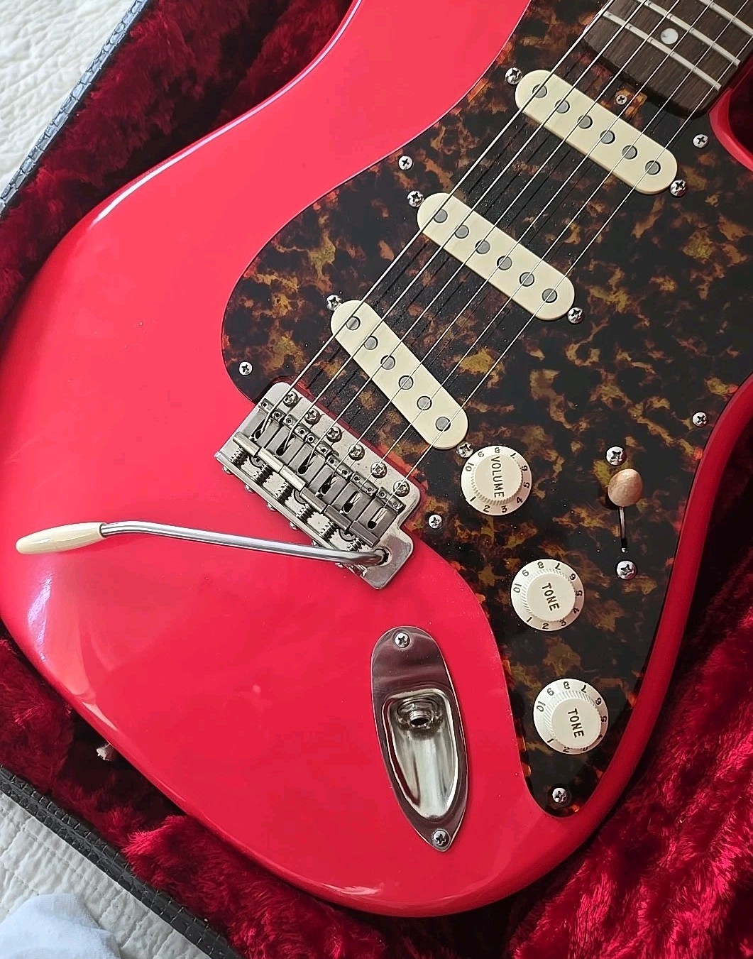 DeTemple Spirit Series ’56 Stratocaster Electric Guitar 2011 Fiesta Red W/ Case