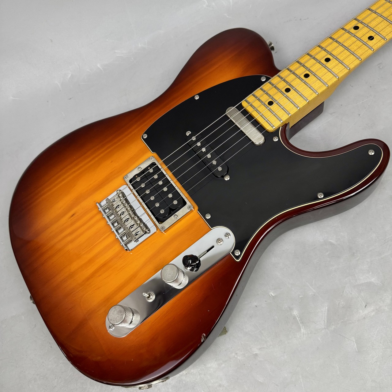 Fender Modern Player Telecaster Plus 2016 Electric Guitar, Modern Sound