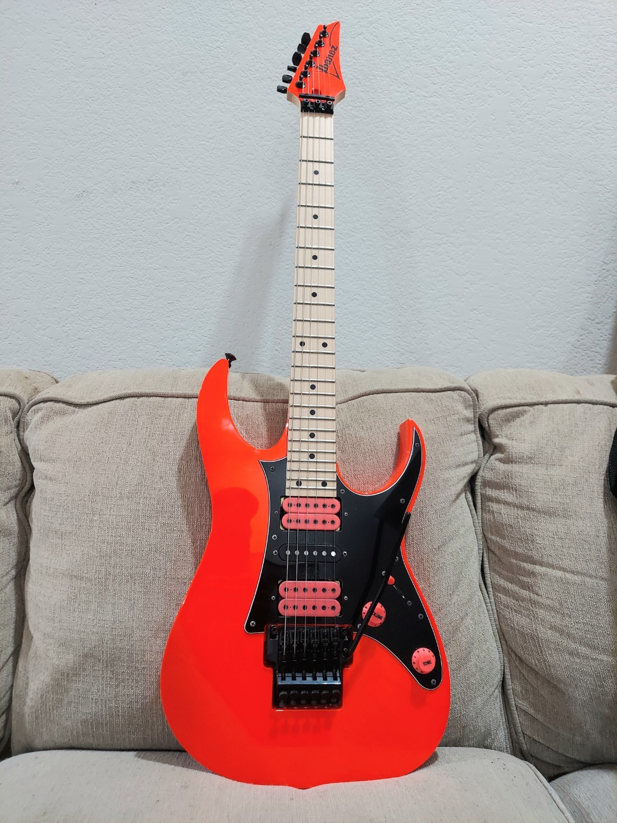 Ibanez RG550 Genesis Collection E/G, Maple Fingerboard, Road Flare Red
