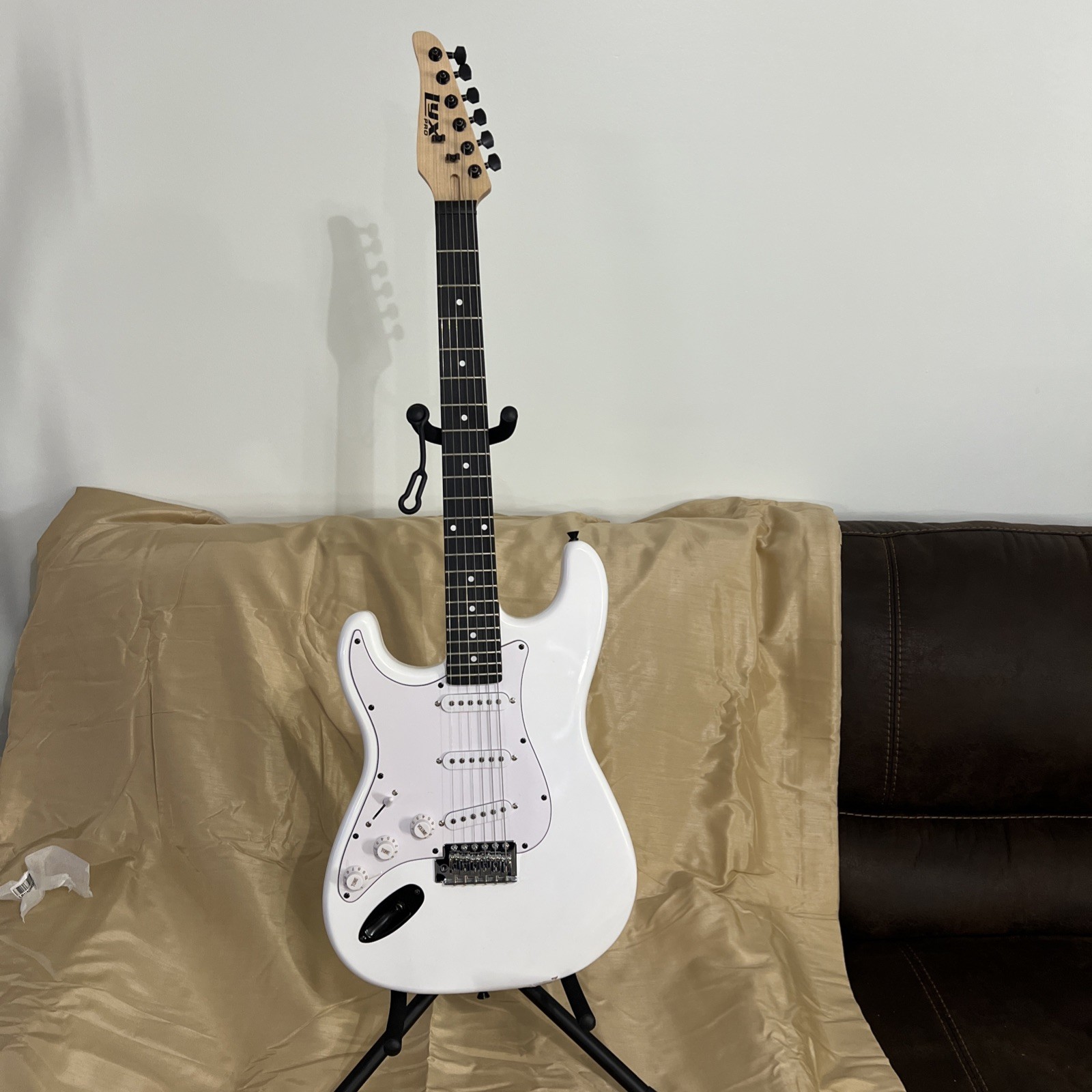 LyxPro CS Beginner 39” Electric Guitar & Electric Guitar Only With Hair Line