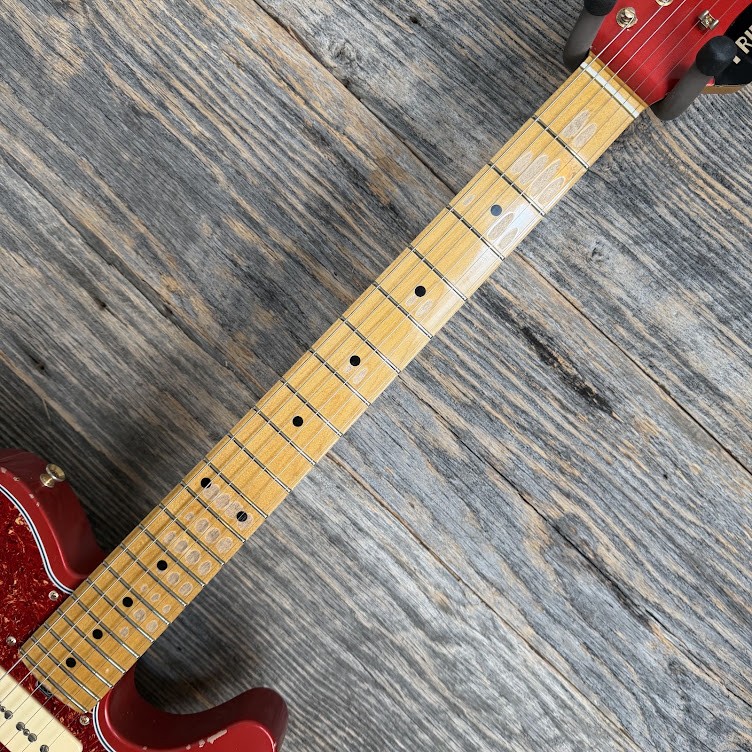Friedman Vintage T Aged Guitar – Candy Apple Red w/Gold Stripe (Medium Aging)