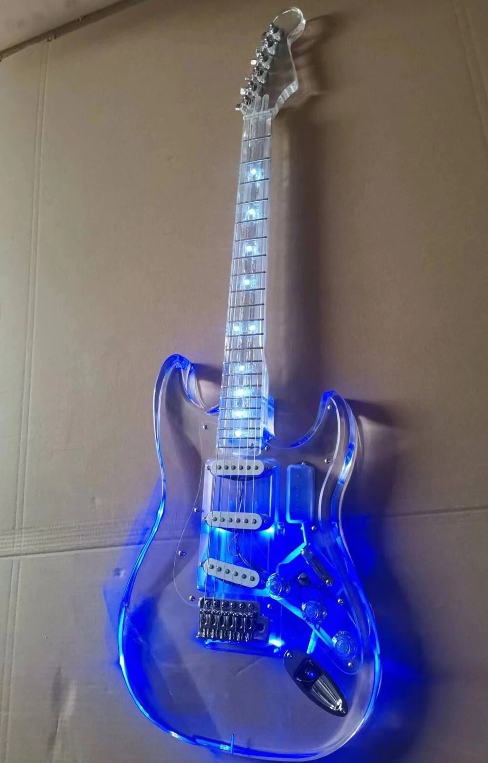 6-String Acrylic Electric Guitar Acrylic Fingerboard Single Blue Light Pickup*3