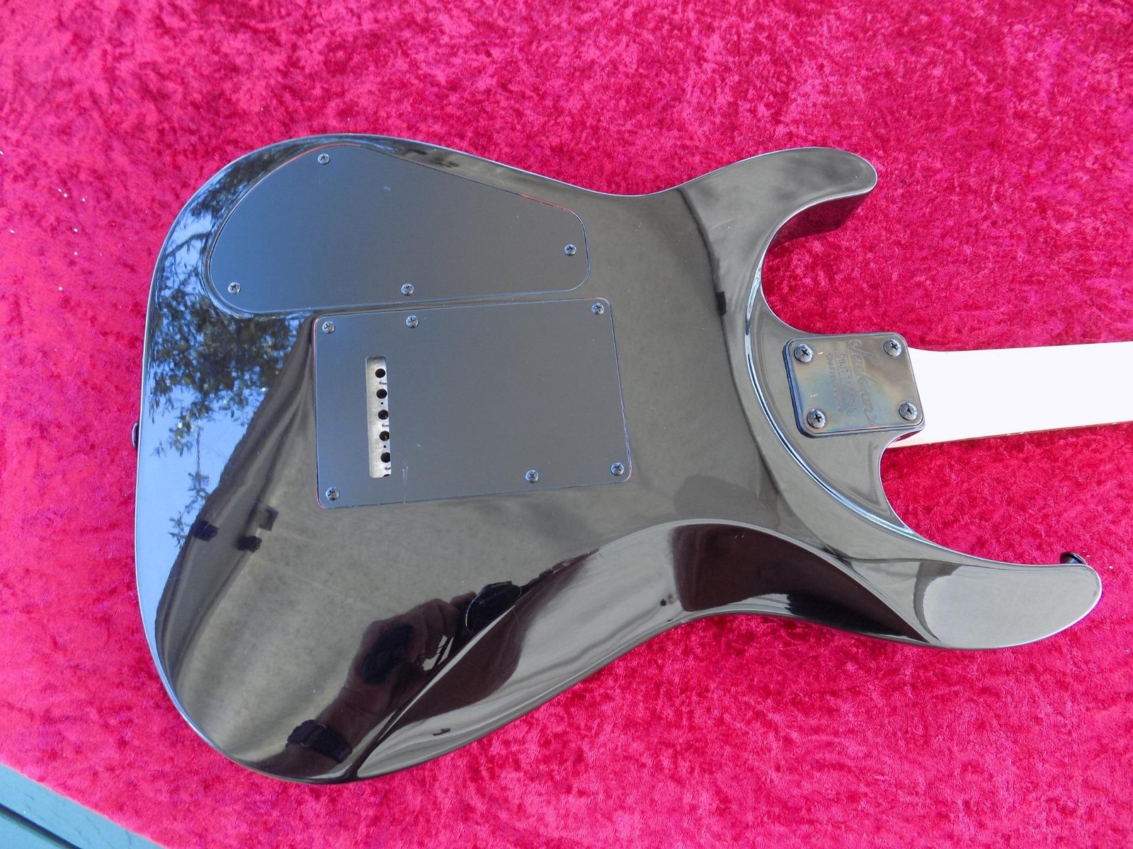 Jackson/IYV “Custom Shack”, Hot Invader Style Pickups,Coil Splitting,Nice