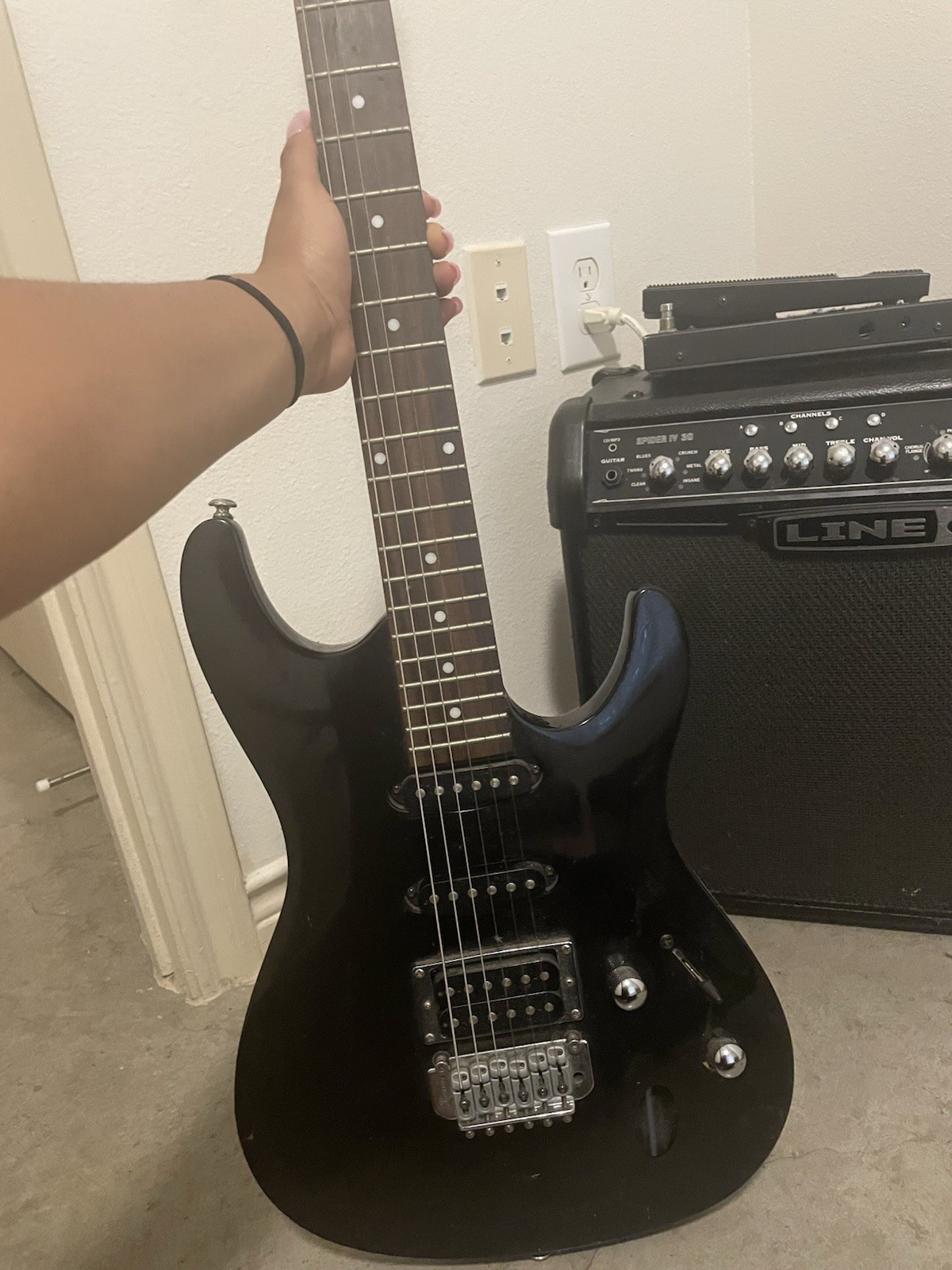 Ibanez RG Electric Guitar + Line 6 Spider IV 30 Amp + Morley Wah Pedal Bundle