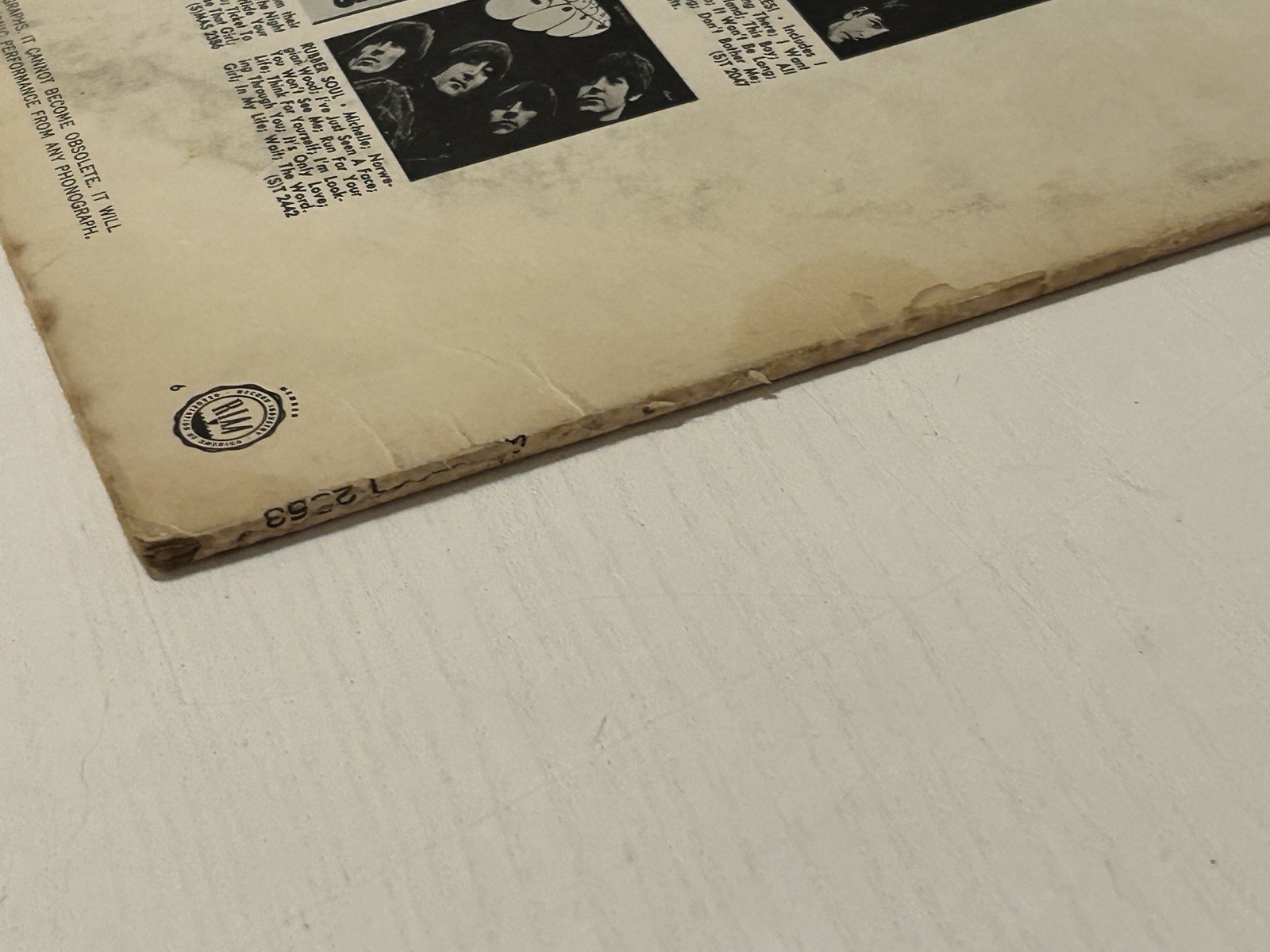 THE BEATLES YESTERDAY AND TODAY LP. MONO 2ND STATE BUTCHER COVER T-2553. VG/VG+