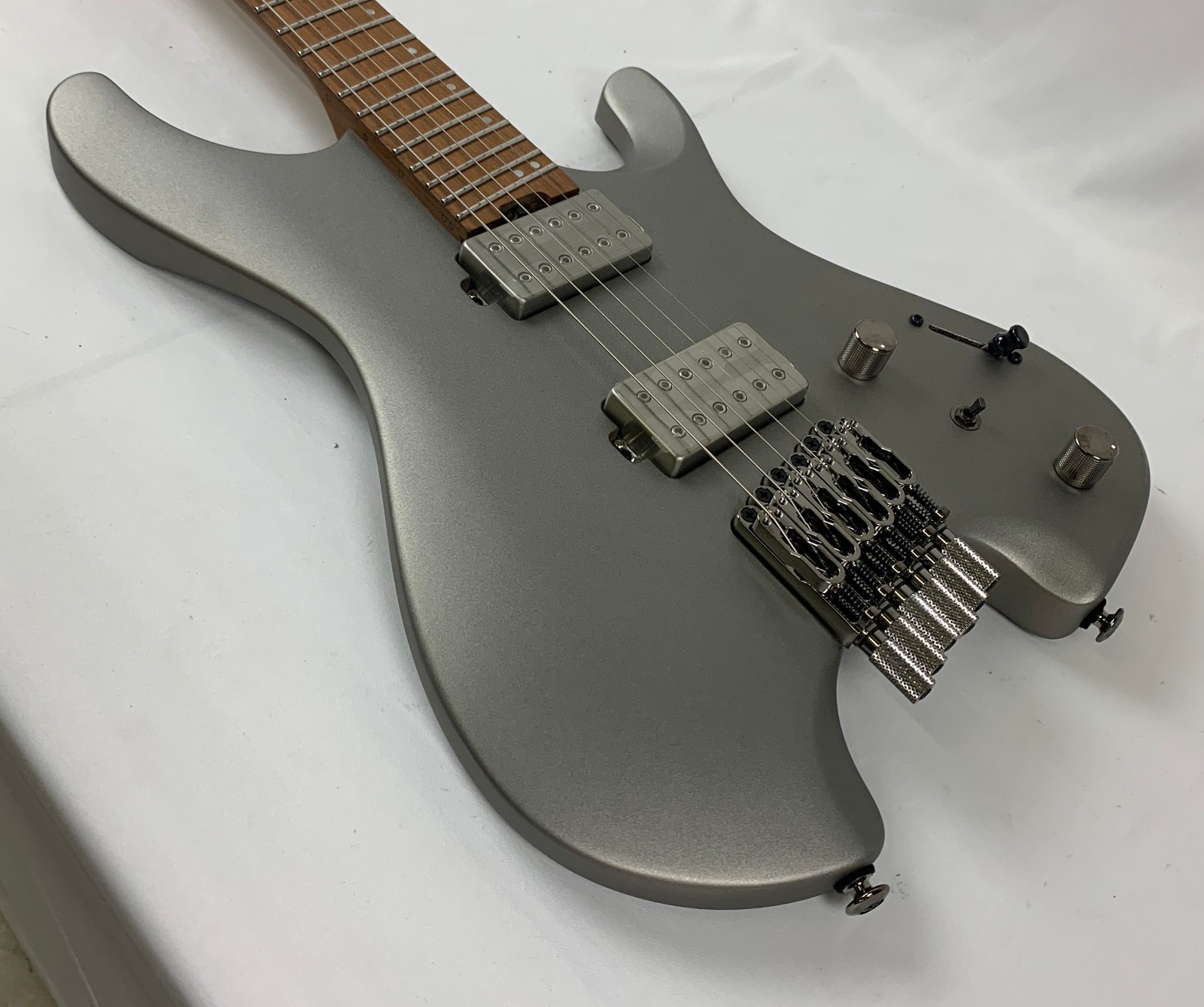 Ibanez QX52 Electric Guitar Metallic Gray Matte + Gig Bag B-STOCK