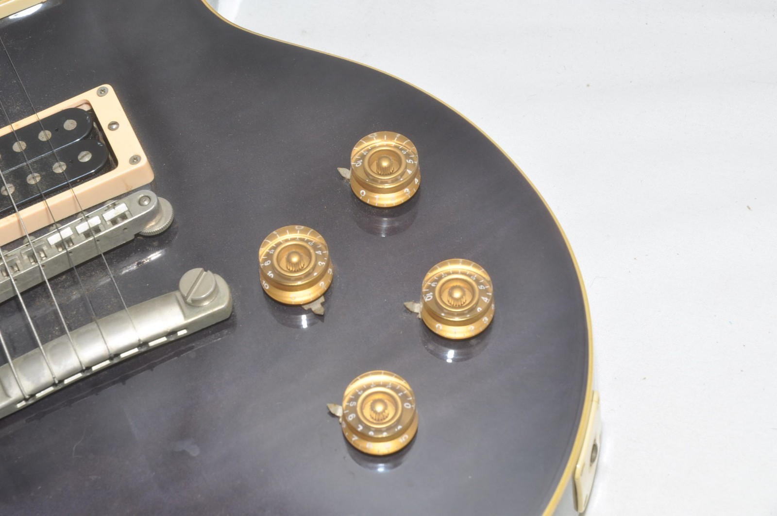 Burny Les Paul Type VH-1 Electric Guitar Ref No. 7411