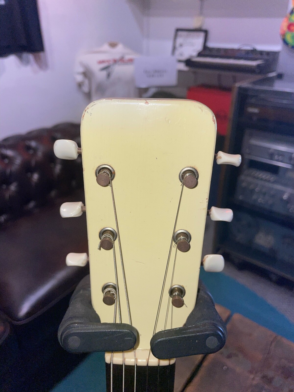1961 Supro Model 1507 Original White