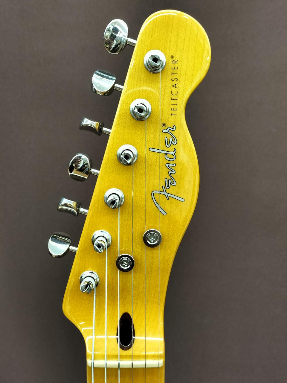FENDER MODERN PLAYER TELECASTER PLUS Electric Guitar