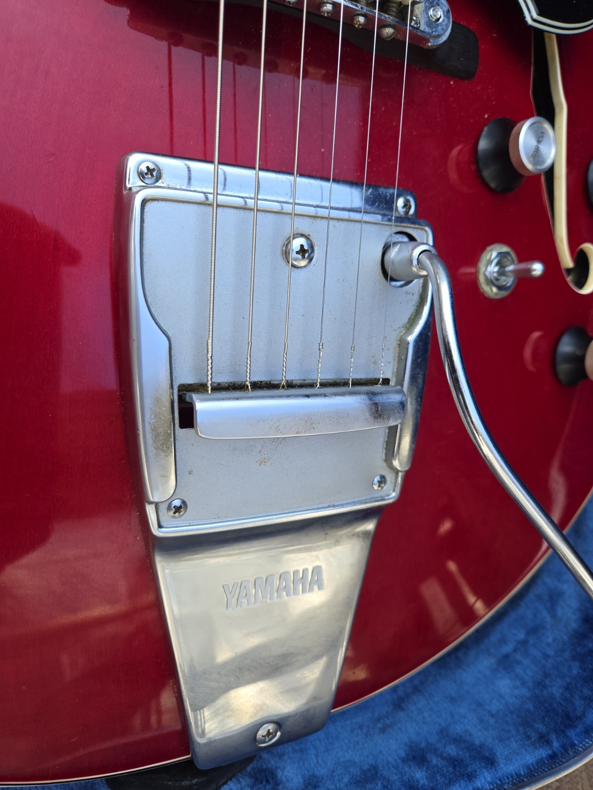Vintage Yamaha 1967 SA-50 Hollow Electric Guitar Red Right-Handed w/OHSC