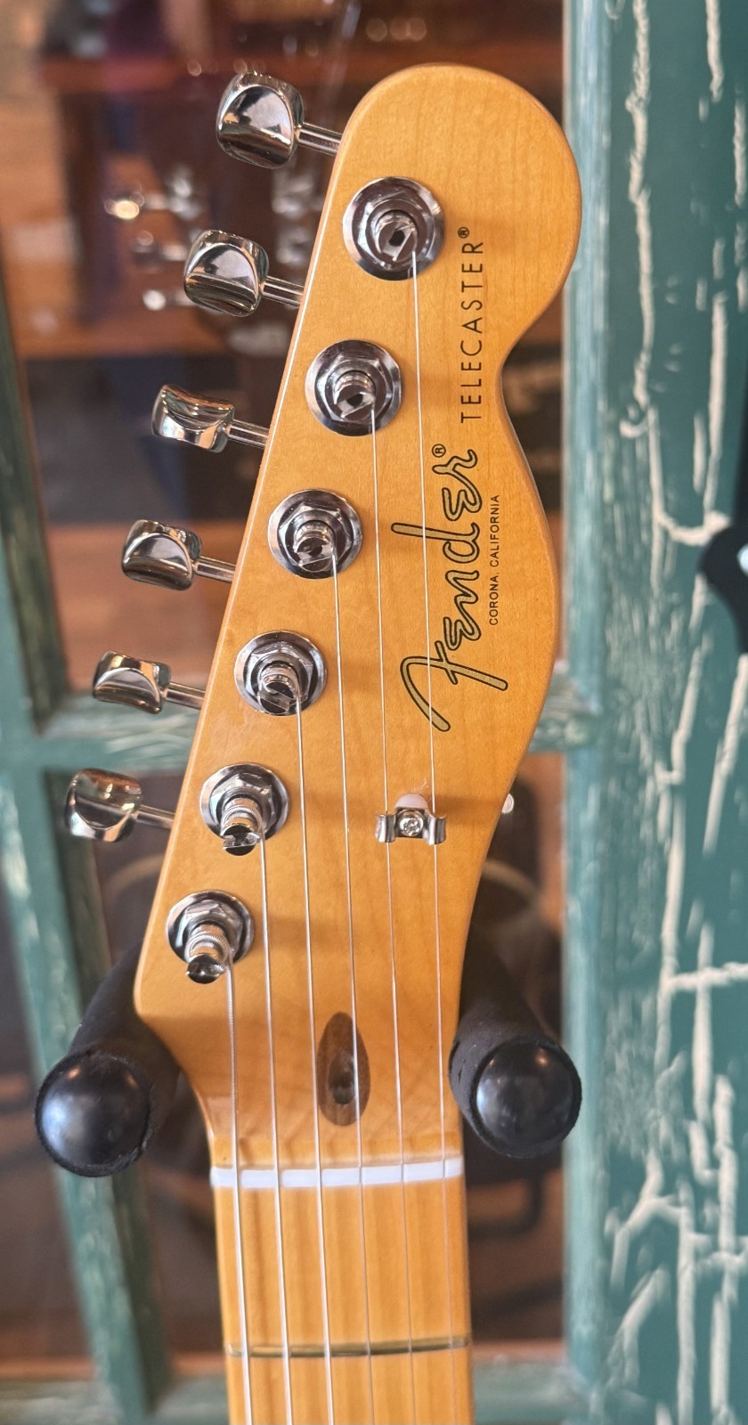 Fender American Pro Classic Telecaster Butterscotch Blonde With Premium Gig Bag