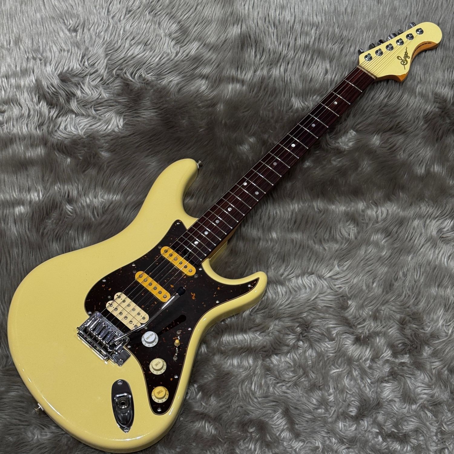 Used Sago Sonia Japan Yellow Electric guitar 22 Frets 6 Strings