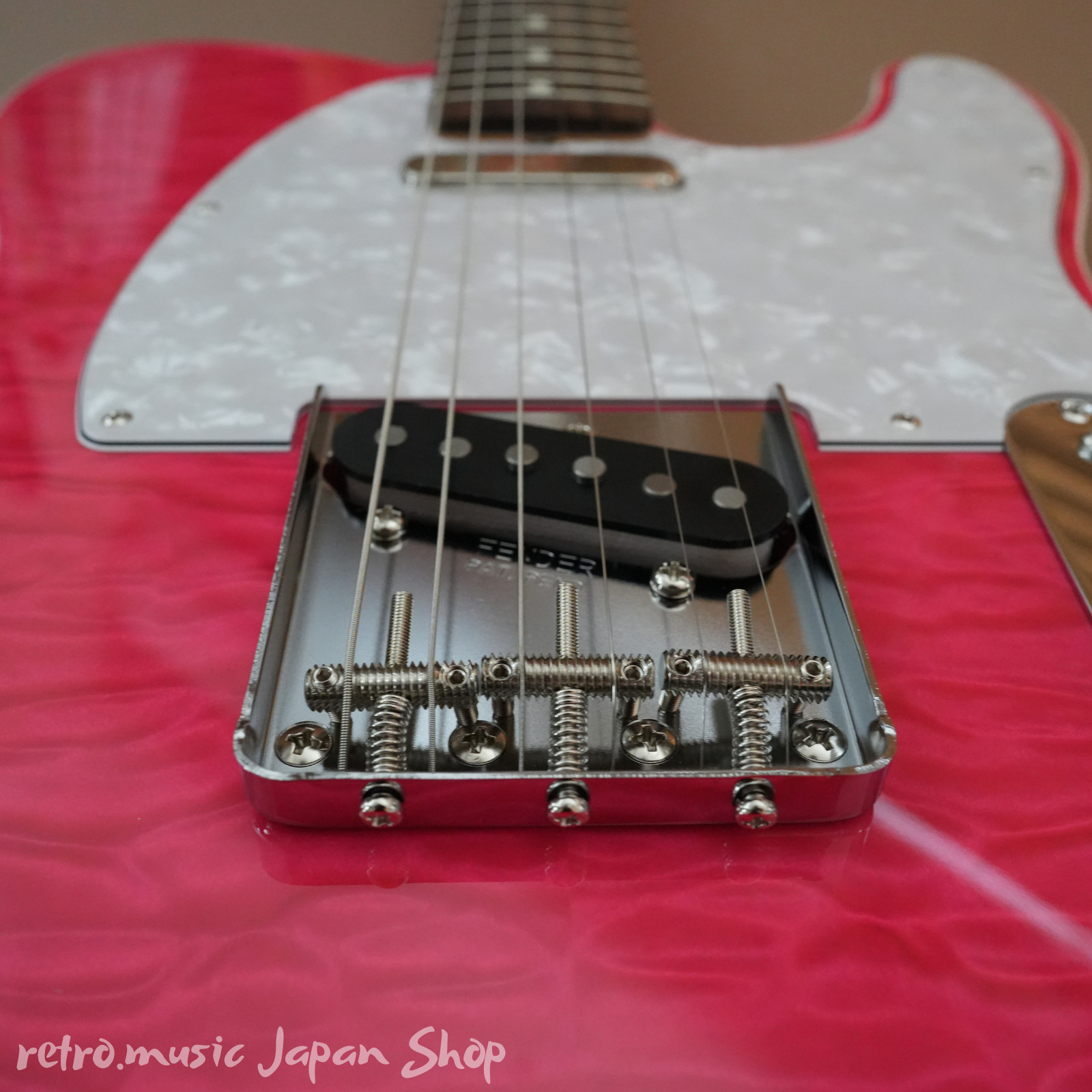 Fender FSR Made In Japan Traditional 60s Custom Telecaster Translucent Pink