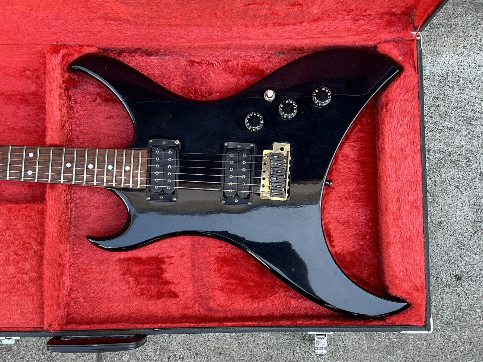 Aria Pro II U-60T Urchin Electric Guitar with Original Aria Pro II Hard Case