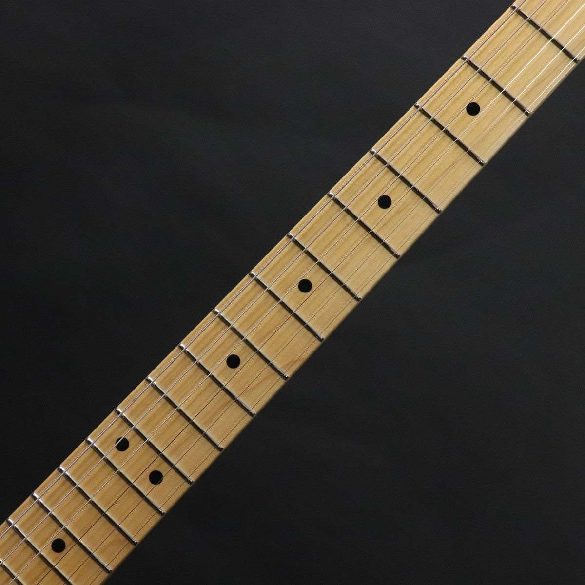 Fender Made in Japan Hybrid II Stratocaster Maple Forest Blue JD26001332 3.4kg