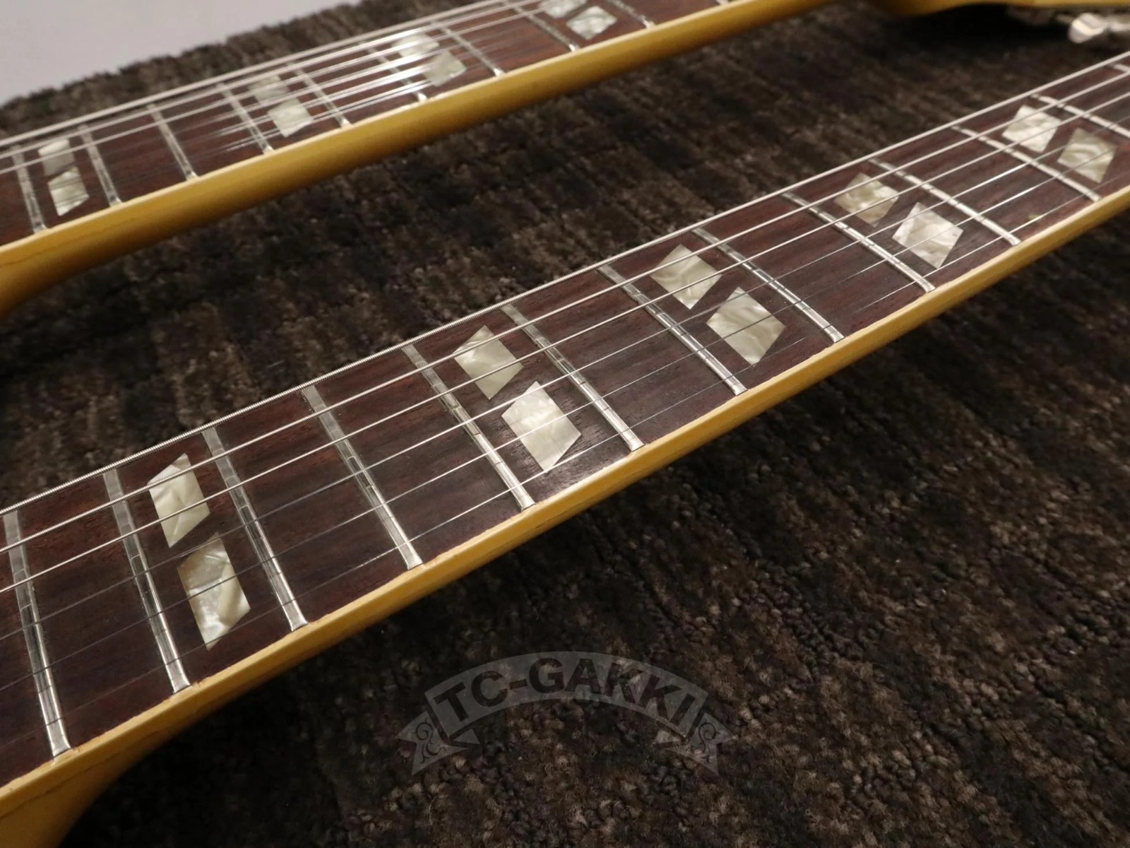 Gibson USA 1974-1975 EDS-1275 Double Neck White Authentic Vintage w/Hard case