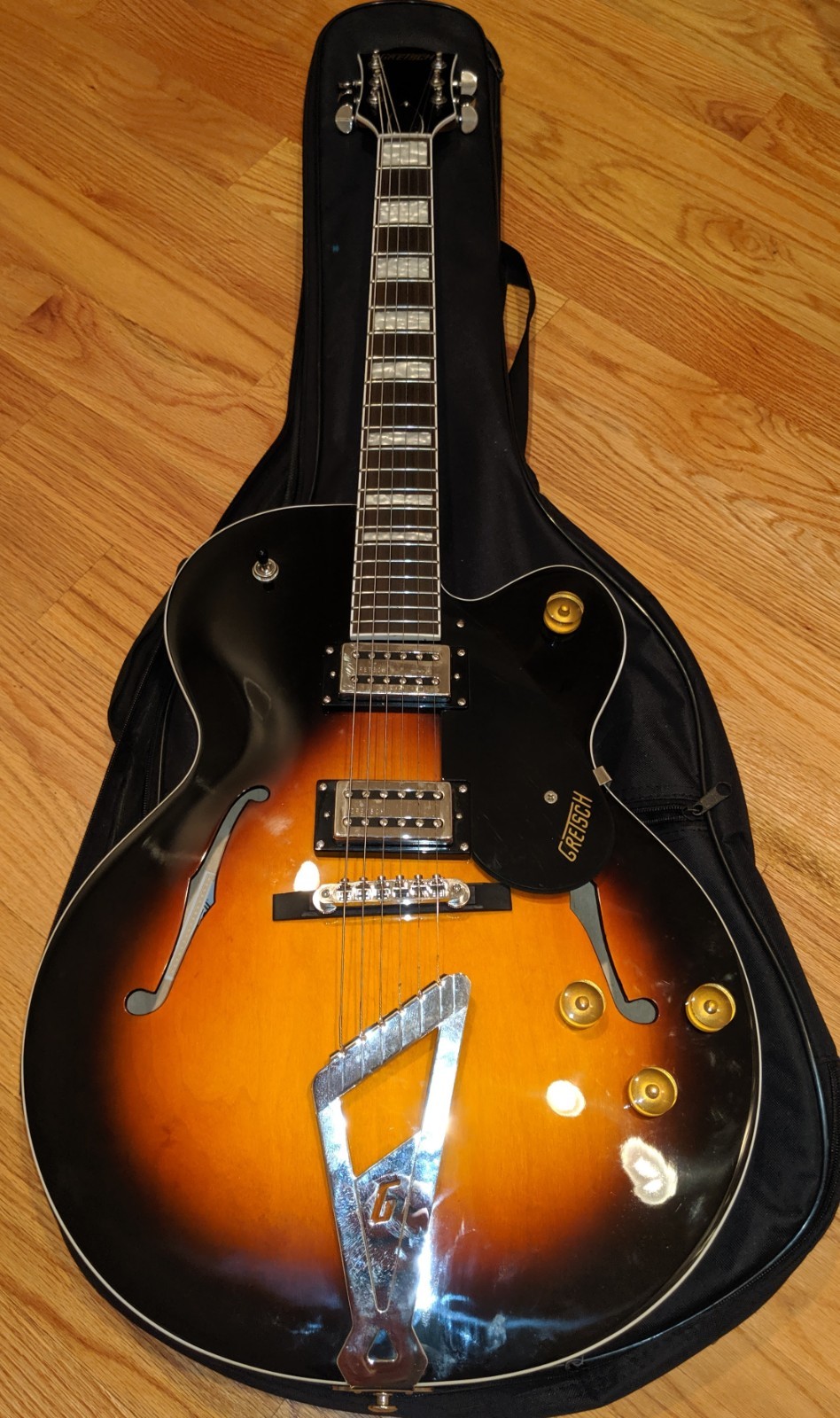 Gretsch Streamliner G2420 Electric Guitar w/ Gig Bag – Aged Brooklyn Burst