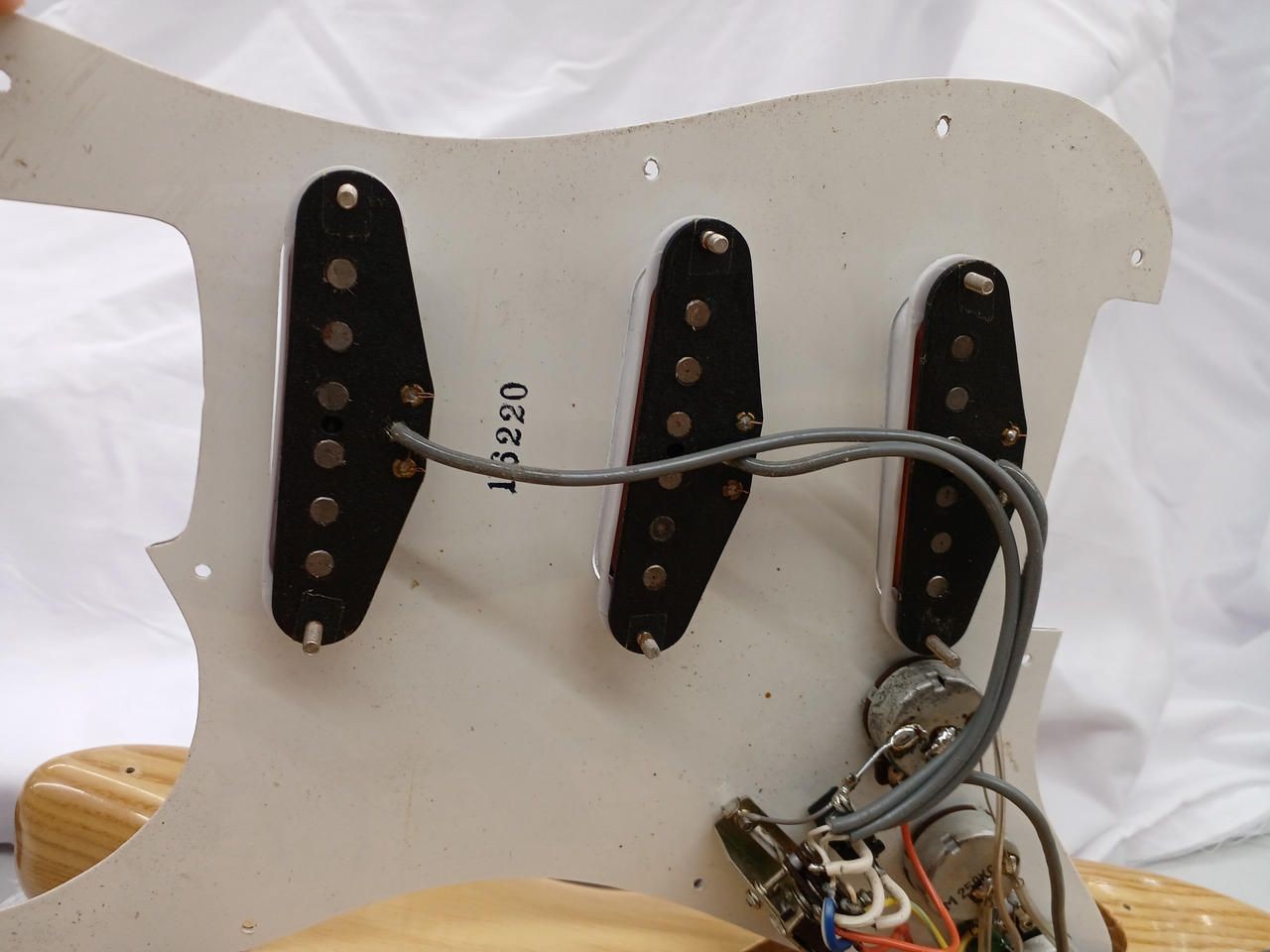 GRECO Electric Guitar SE600 Used