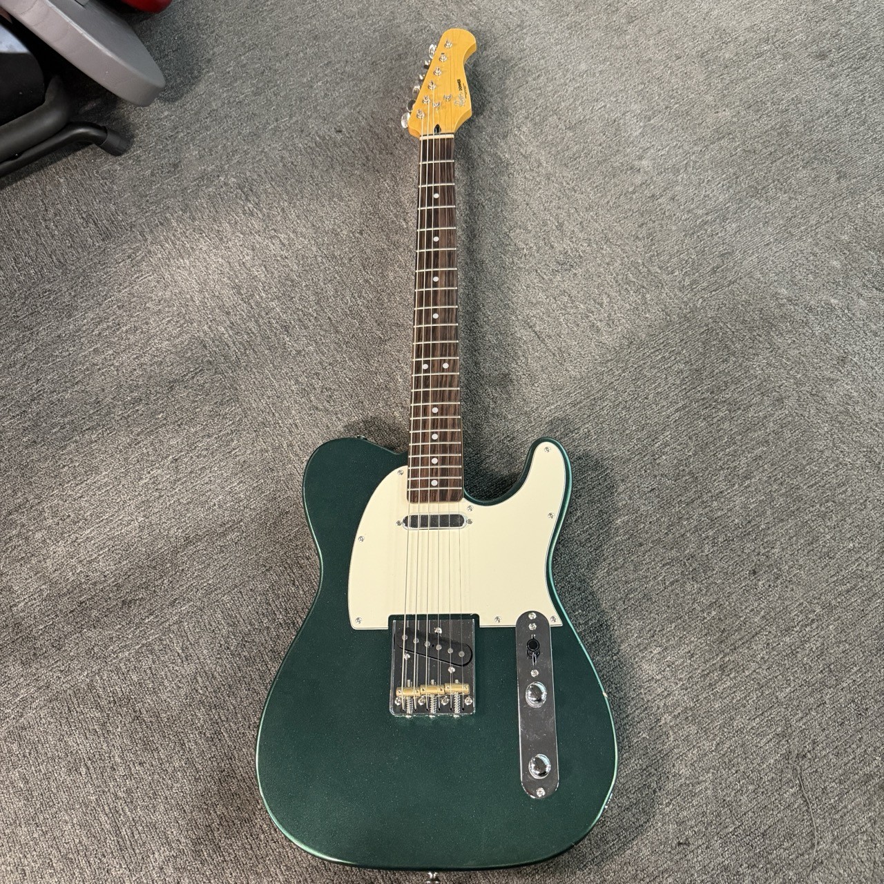Full Size Metallic Green Donner DTL-600 Vintage Tele Electric Guitar Alder Body