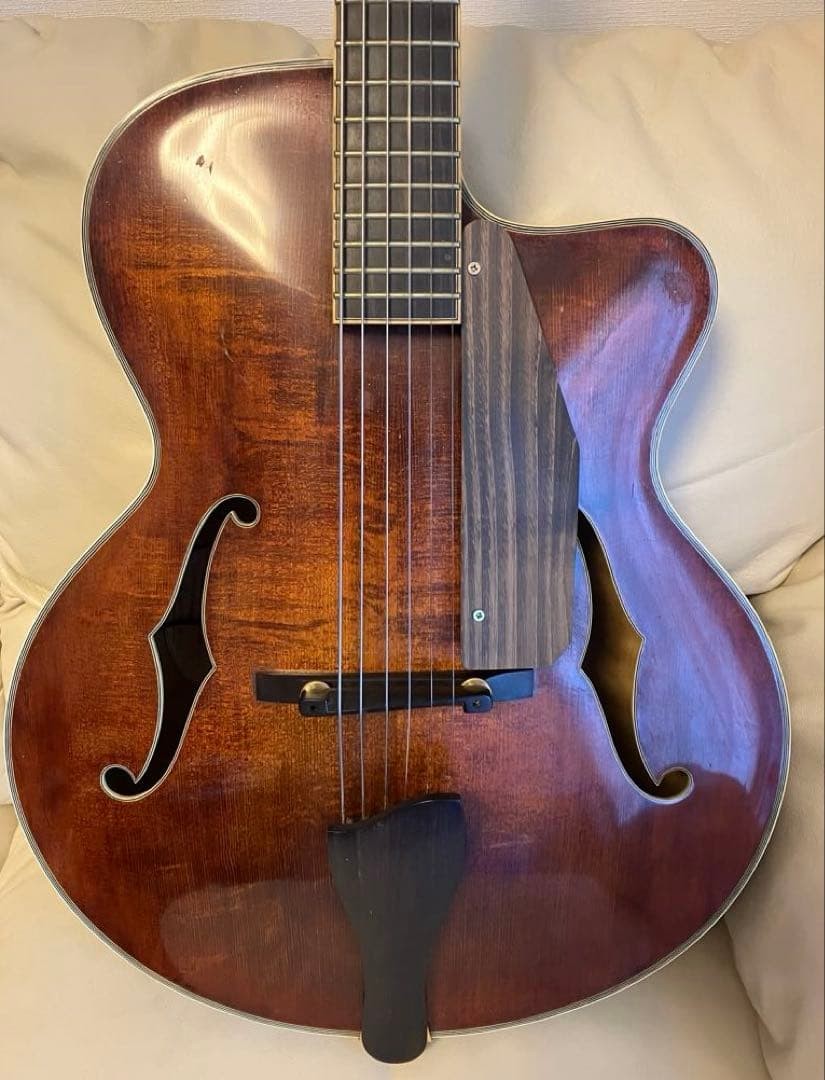 Eastman AR805