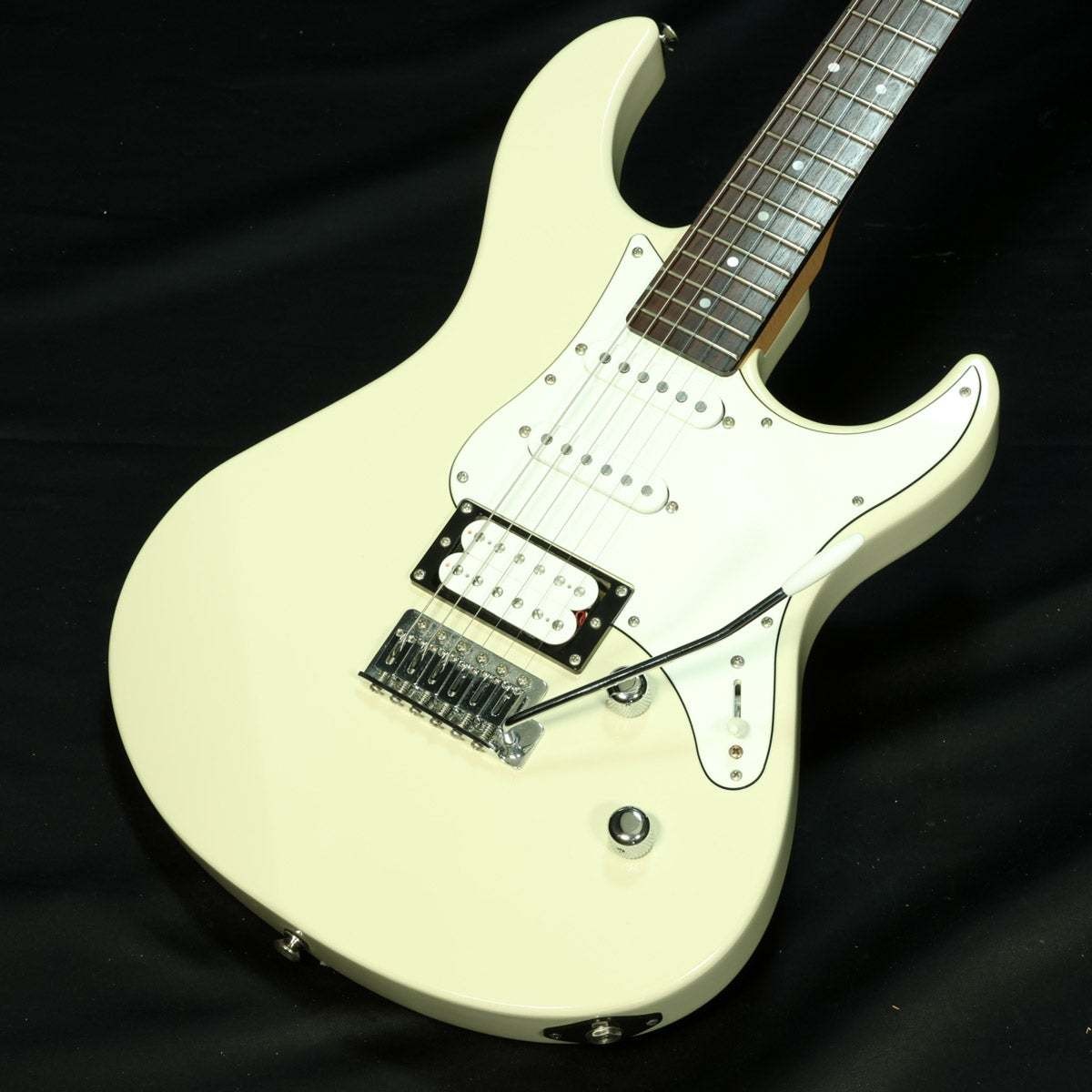 YAMAHA Pacifica PAC112V Vintage White (Fukuoka Store)