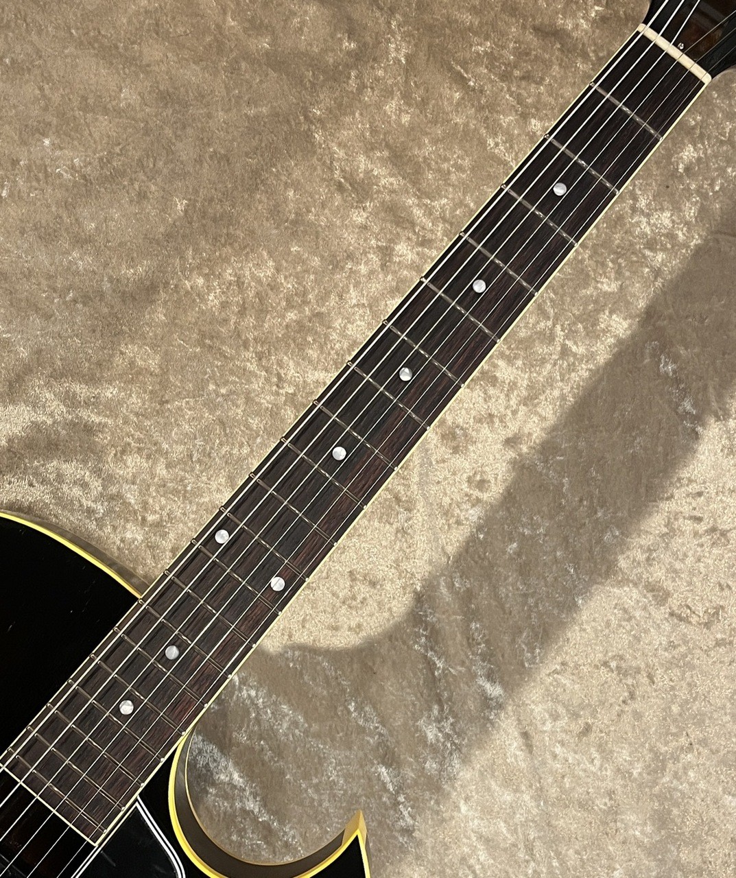 KING SNAKE NEW Curtis Tobaco Sunburst C-139 2.46kg