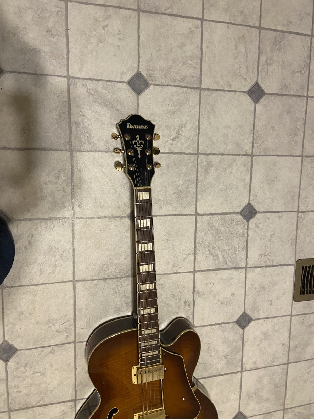 Ibanez Artcore Model AF95TDG-VLS-12-01