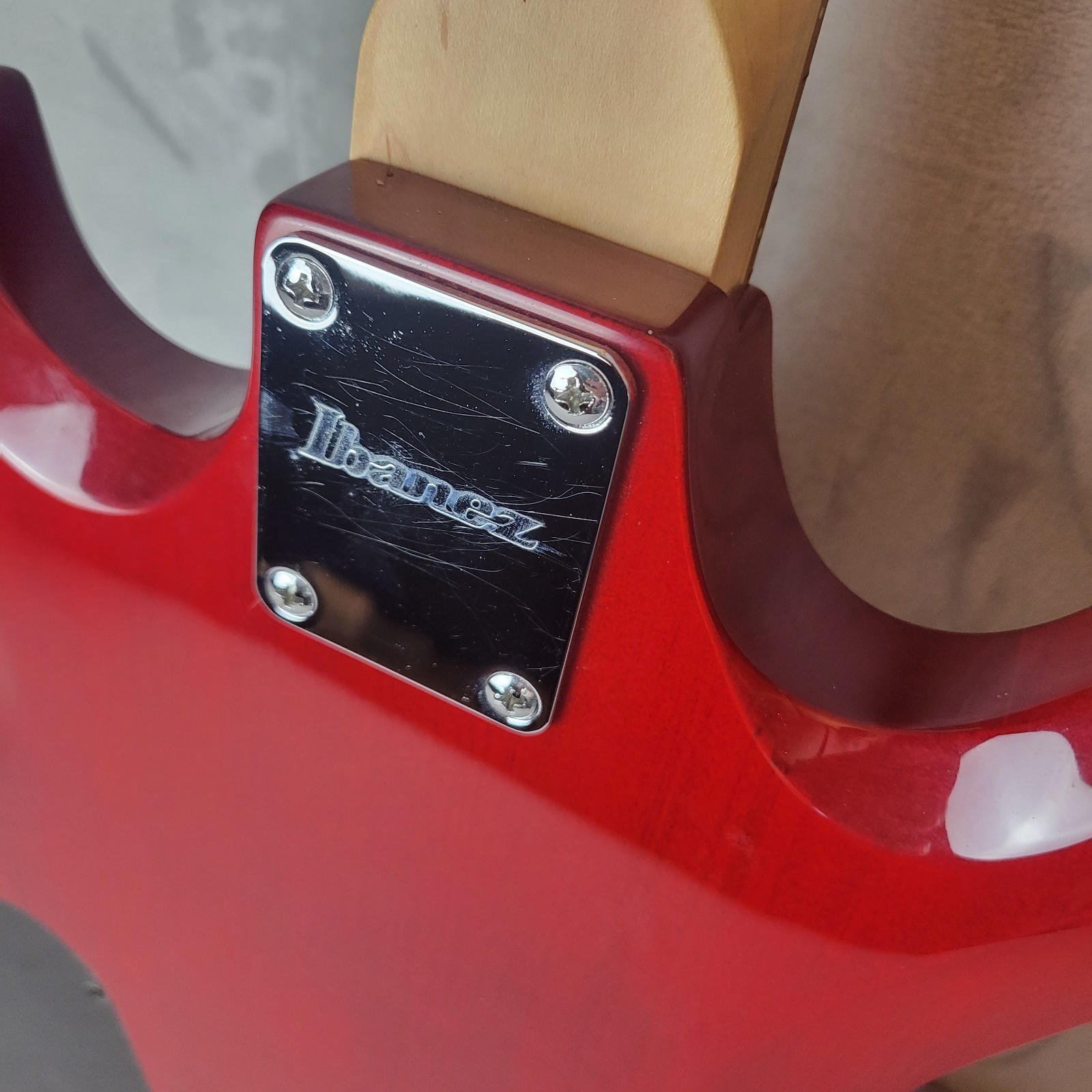 IBANEZ GIO GAX70 Electric Guitar Transparent Red W/ Case Tuner Starter Kit