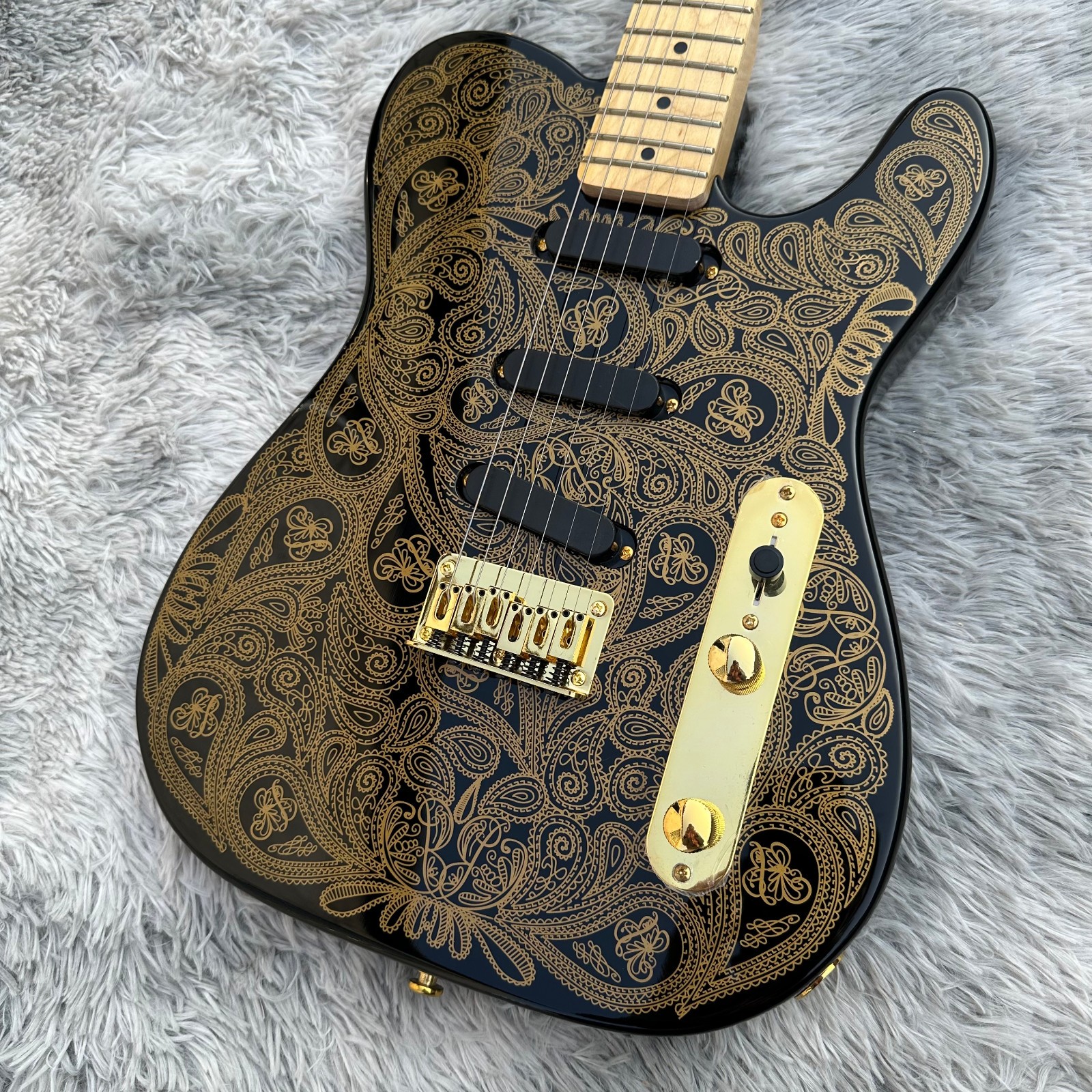 TL Electric guitar /black pattern and accessories/imported alder guitar/from US