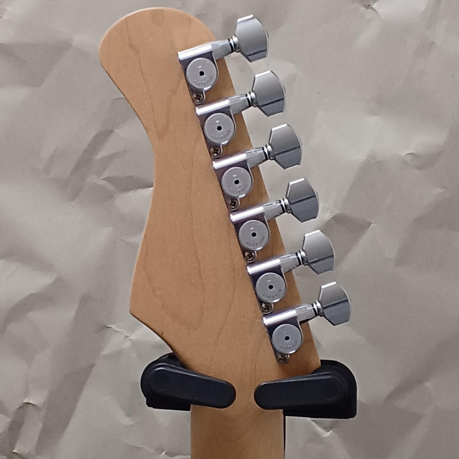 CREWS MANIAC SOUND Bottom’s Up Used Ash body Rosewood fingerboard w/Hard case