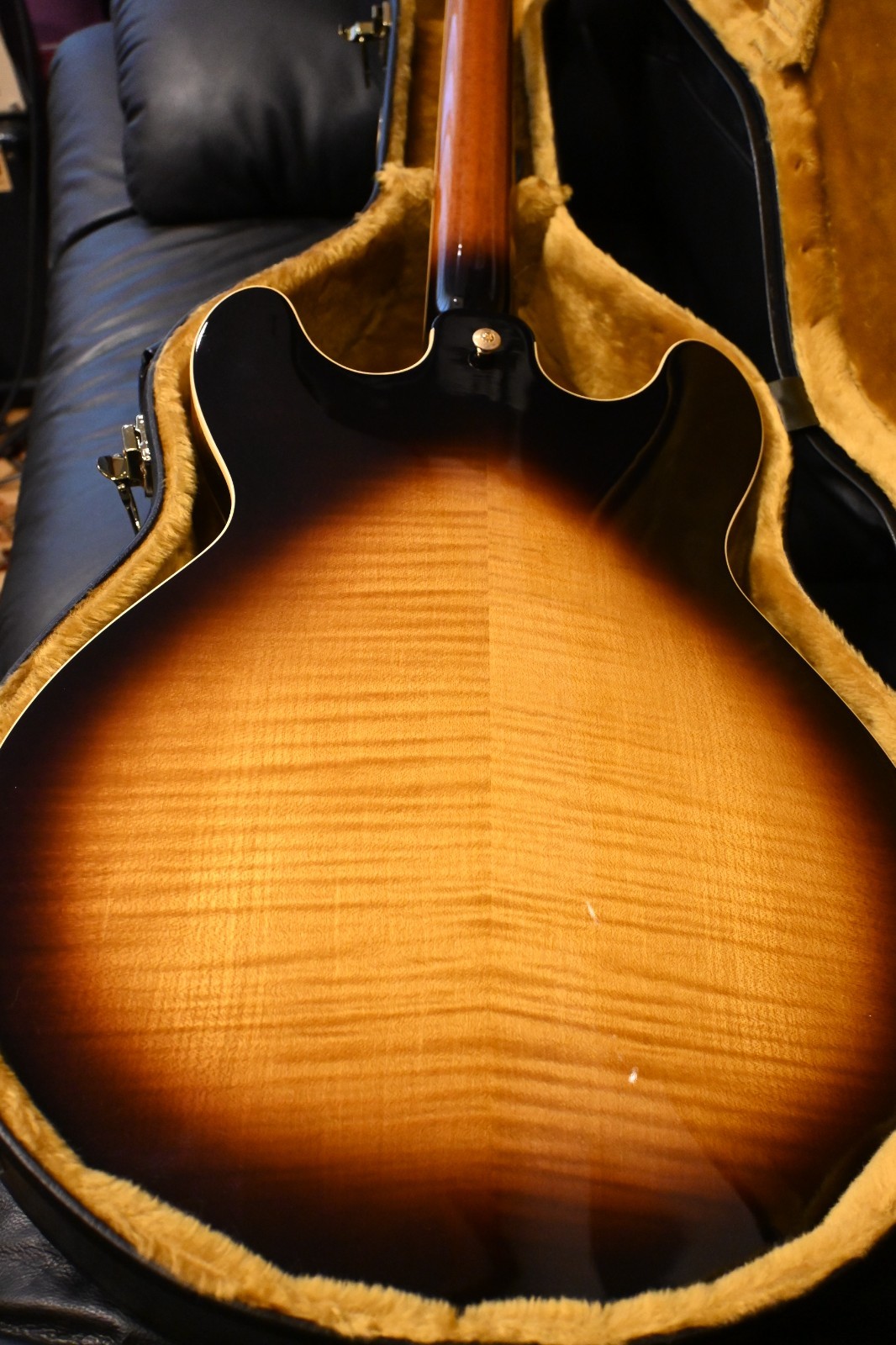 “Near-Mint” 2007 YAMAHA SA2200 Brown Sunburst + Genuine Yamaha Hard Case (290)
