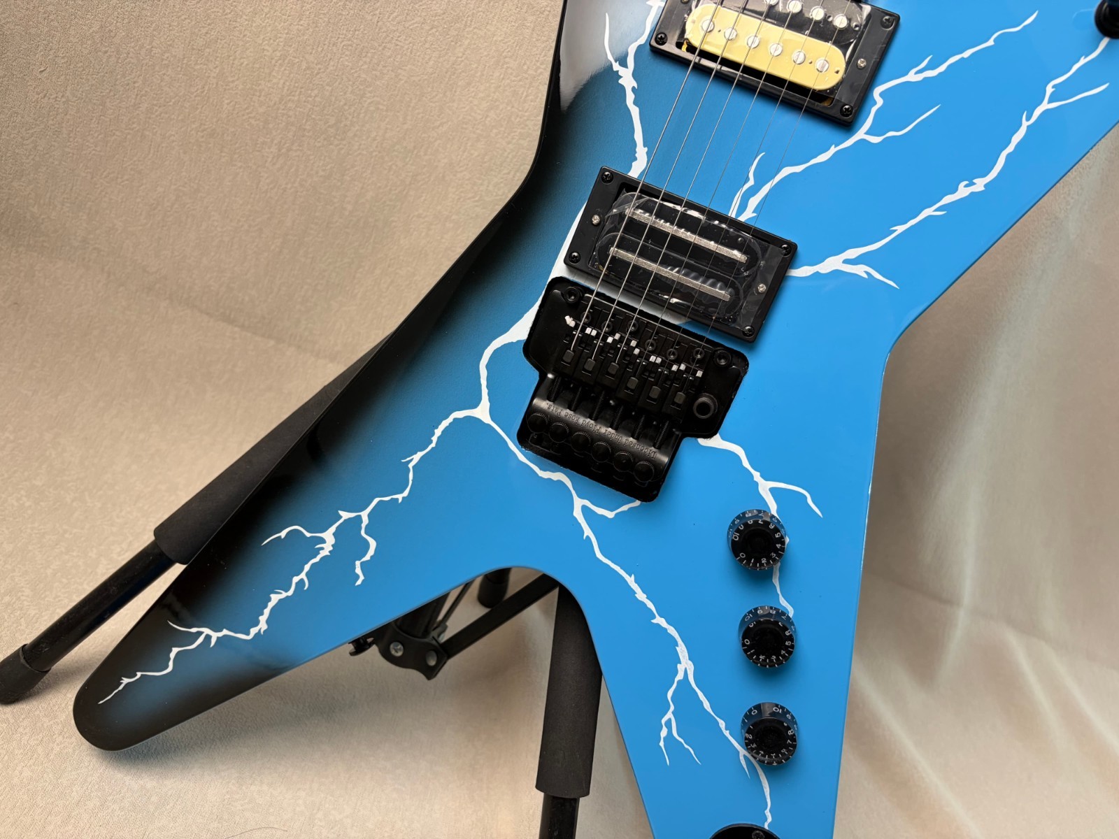 Dimebag Darrel ML Electric Guitar Floydrose vibrato Blue Lightning Veneer