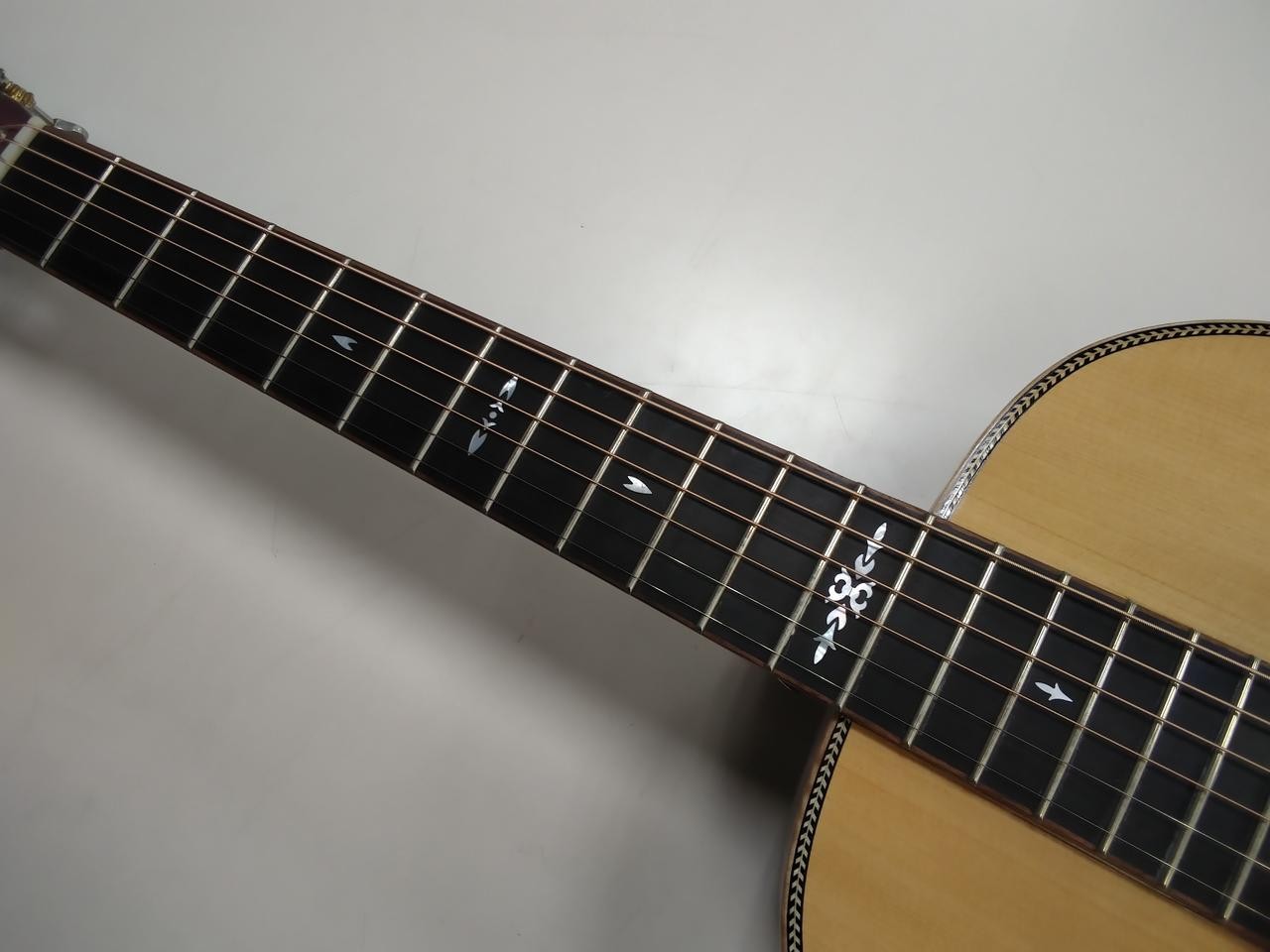 Maestro Traditional Series O-MH AWH Parlor Acoustic Guitar Solid Mahogany