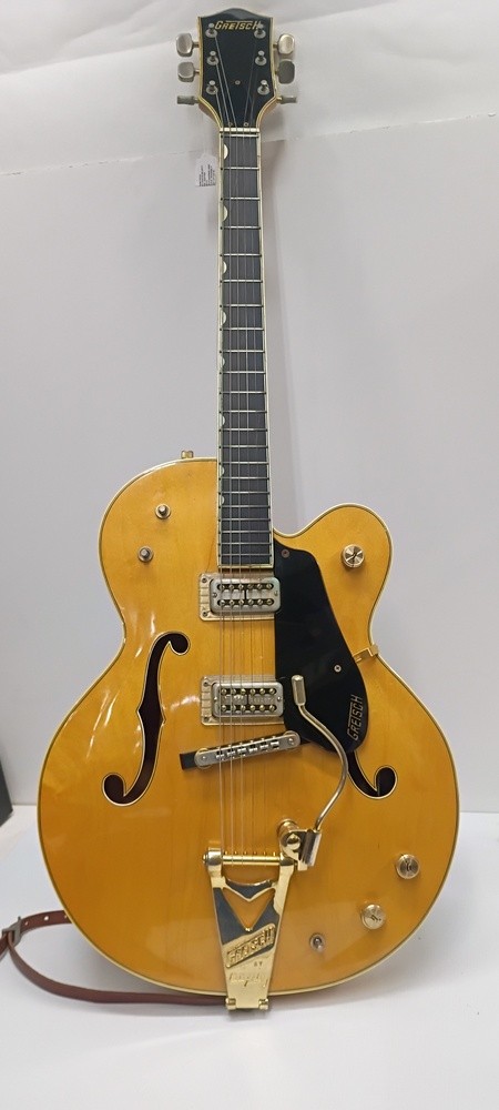 Vintage Gretsch Chet Atkins Blonde Maple Guitar With Original Case