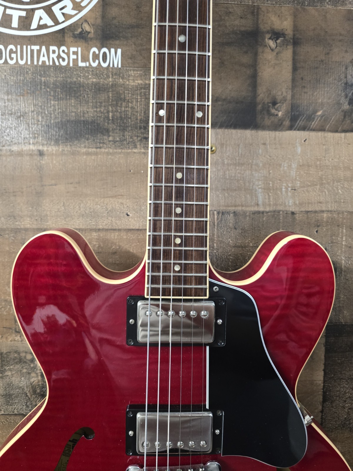 1990 Gibson ES-335 Dot Cherry Figured Top. W/ Ohsc ’60S 9.1 Lb