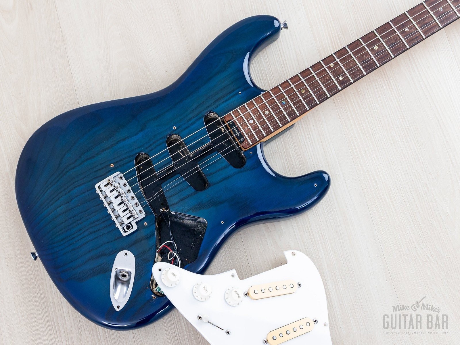1992 Levinson Blade Texas Blue S-Style Guitar SSS Clear Blue, Japan