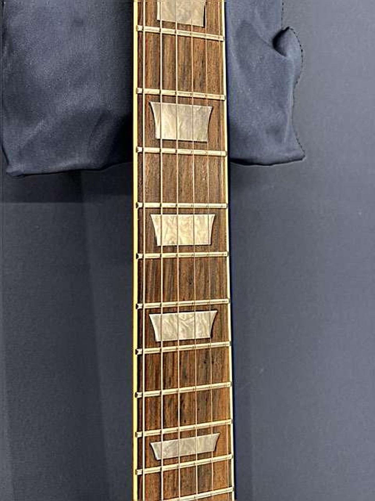 GRECO SG Used 1982–1990 Mahogany body Mahogany neck Rosewood fingerboard Black