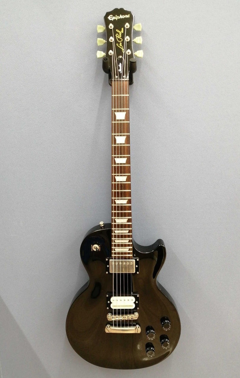 EPIPHONE LES PAUL STUDIO Used Mahogany body Pau Ferro fingerboard w/Soft case
