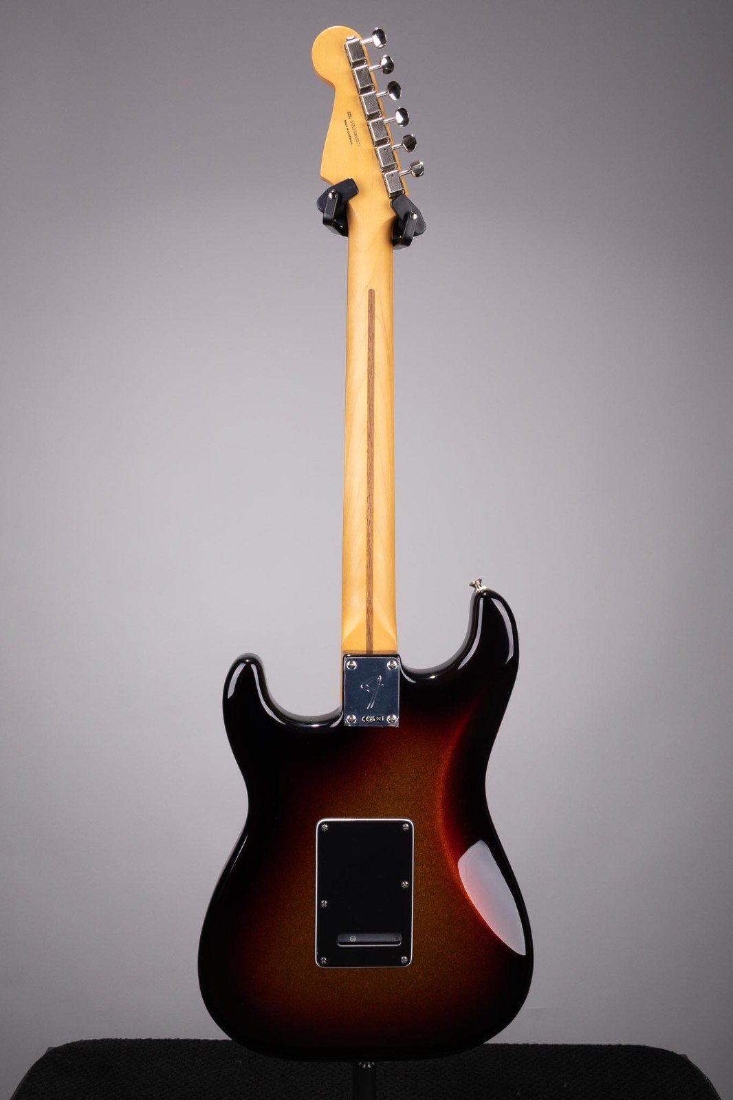 Fender Player II Stratocaster Electric Guitar – LTD Sparkle 3-color Sunburst