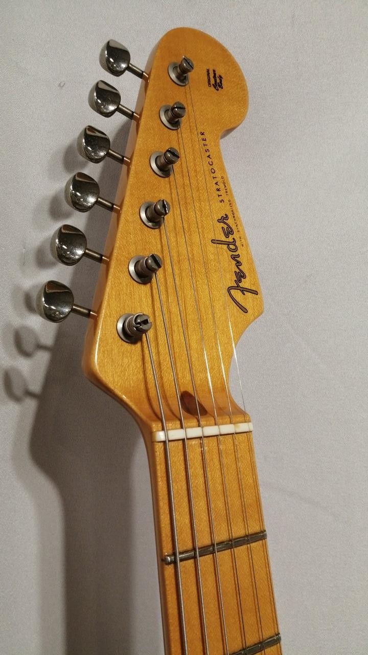 FENDER USA ERIC JOHNSON STRATOCASTER 2CS Electric Guitar