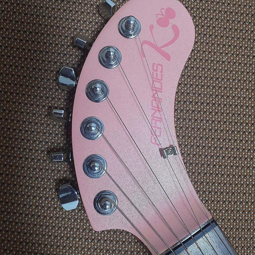 Fernandes ZO-3 Hello Kitty Safe packing!