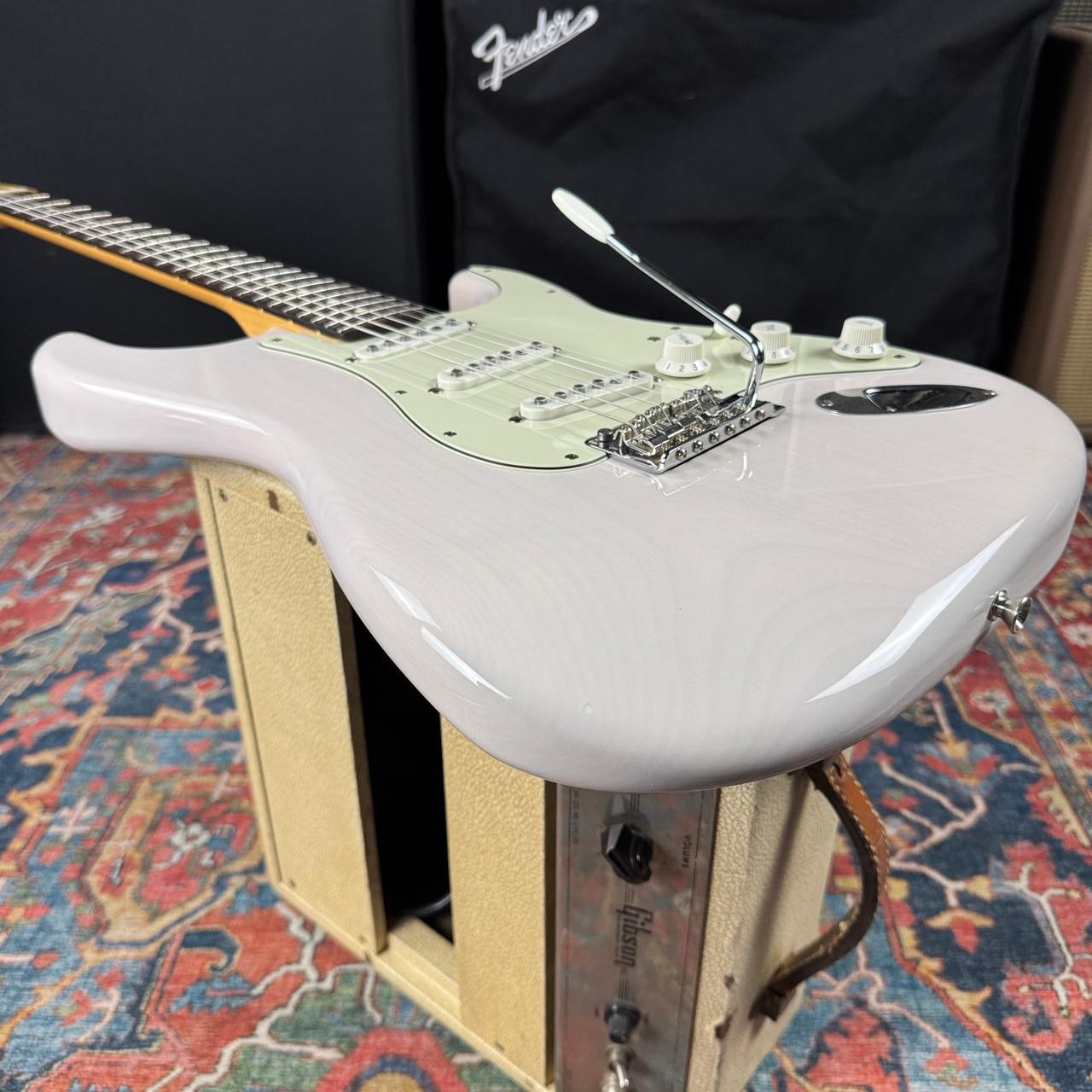 Fender Japan Hybrid II 60’s Stratocaster Ash US Blond – 2023