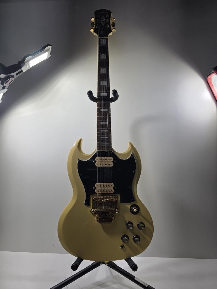 EPIPHONE G-400 LES PAUL CUSTOM (P13019973)