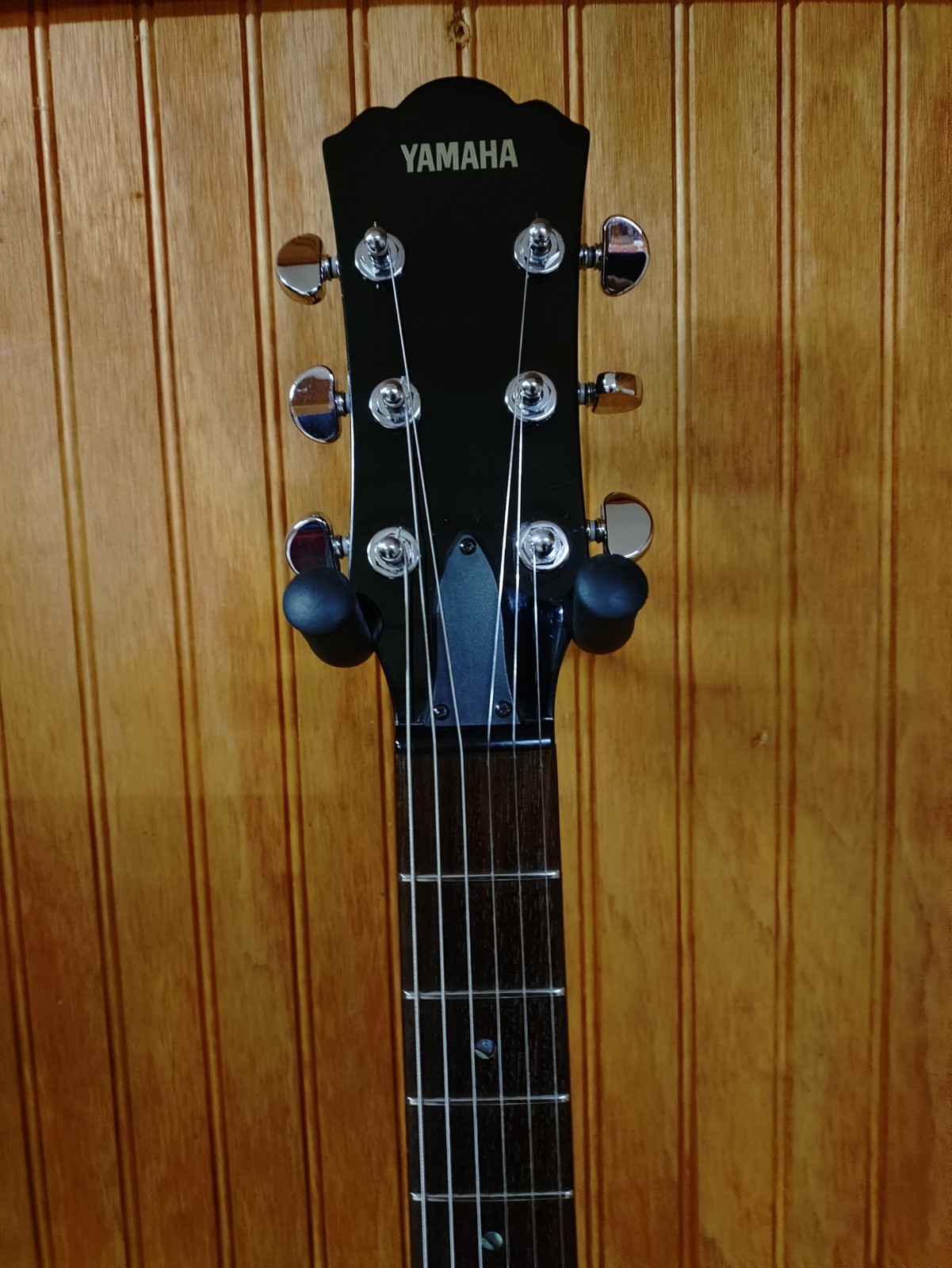 Yamaha AES 620 Amber Mahogany 6-String Electric Guitar