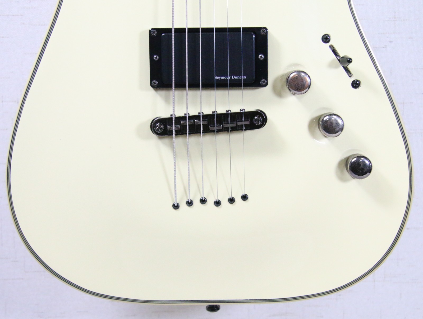 Schecter Diamond Series 2008 Blackjack ATX C-1 Aged White Made in Korea – NICE!